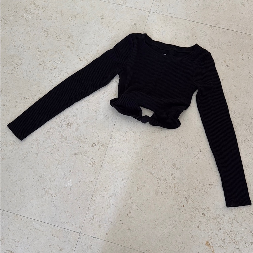 Hollister Black knit Long Sleeve Knotted Top size XS